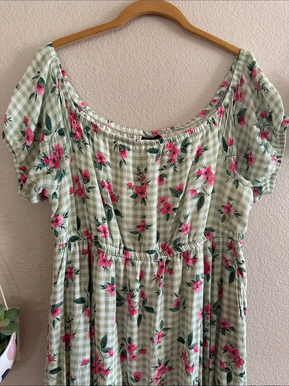 Retro Chic Torrid Gingham Off the Shoulder Vintage Green Floral Dress Large 00